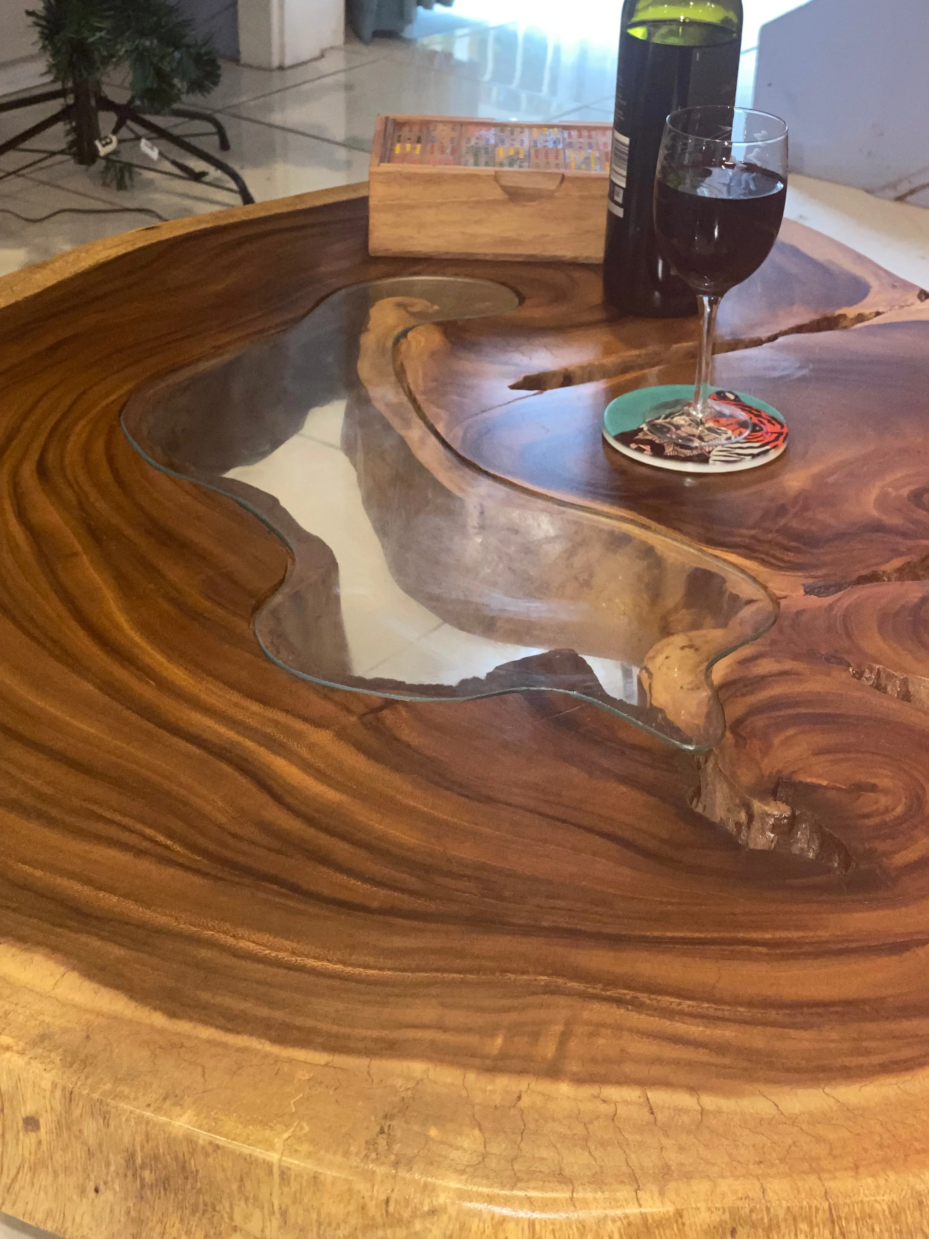 Coffee Table, Round wood large  112 cm across 91cm width and 9 cm thick, glass inlay feature