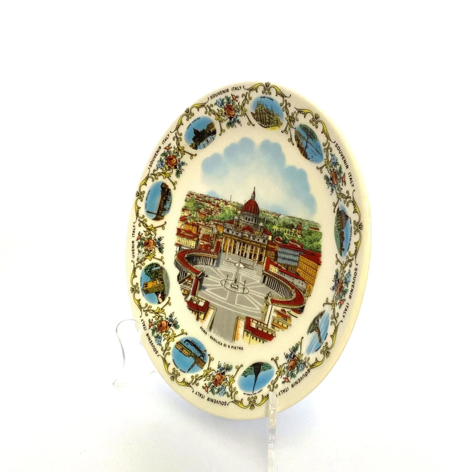 Collectors Souvenir Plate “ROMA - BASILICA DI S PIETRO” Collectible White 8”