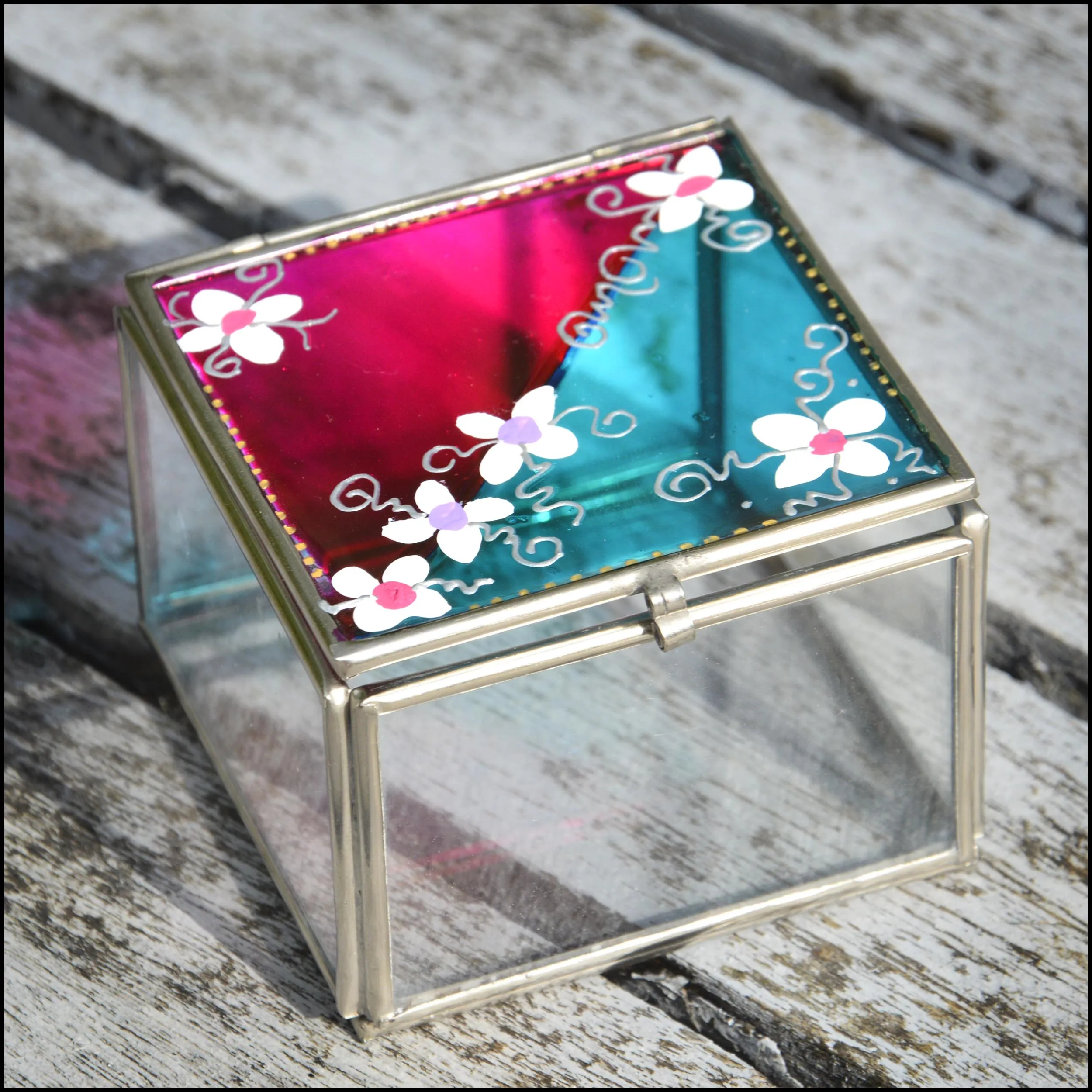 Daisy Stain Glass Keepsake Box - Large Size