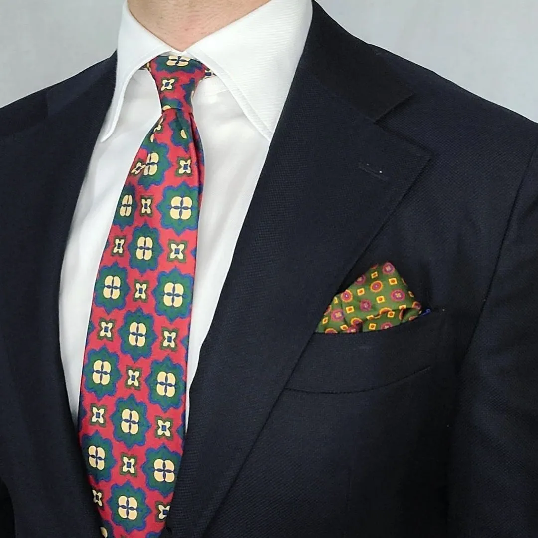 Hartland Abstract Silk Pocket Square, Olive Green / Navy / Red