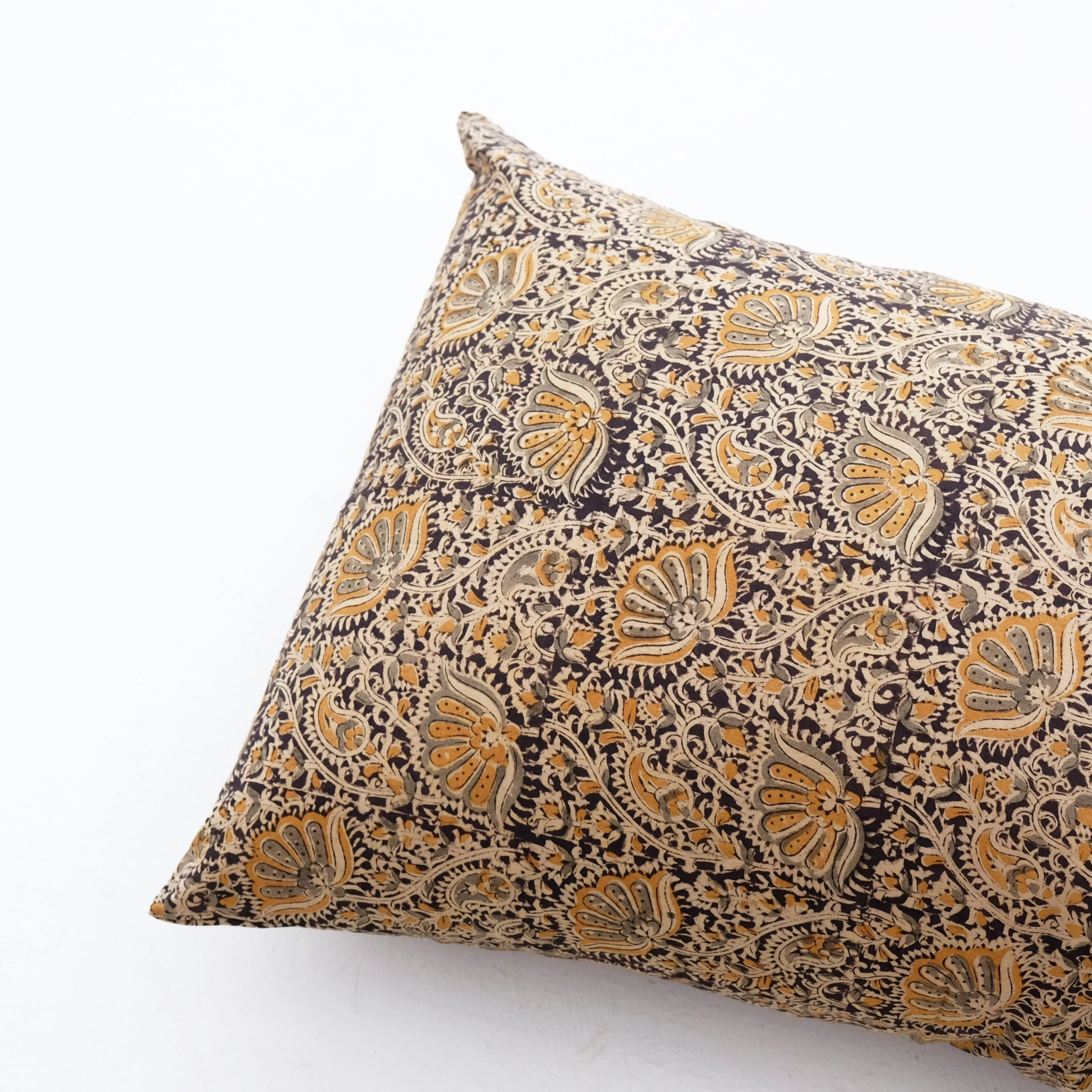 Kalamkari Pillowcase - Blossom   Paisley Vines