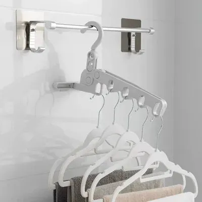 PORTABLE FOLDABLE CLOTHES HANGER