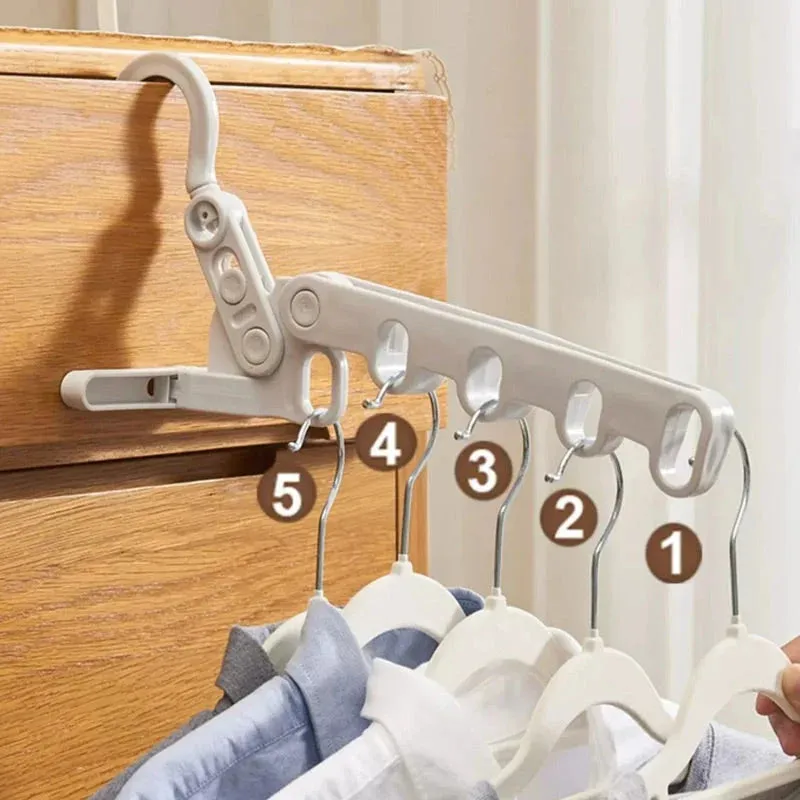 PORTABLE FOLDABLE CLOTHES HANGER